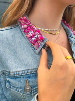 Denim jakke perlebroderi - BE YOU