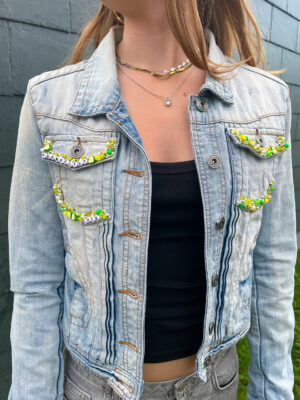 Denim jakke perlebroderi - PEARFECTLY CUTE