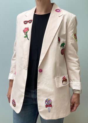 Rosa blazer med applikationer