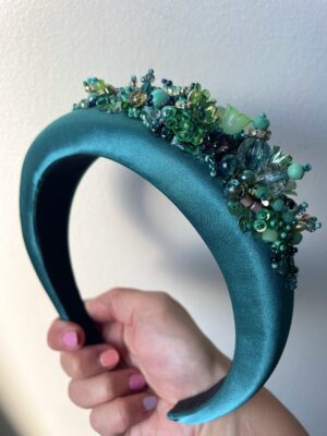 Hårbøjle med petroleums perler