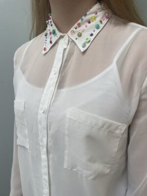 Skjorte med candy pop perler